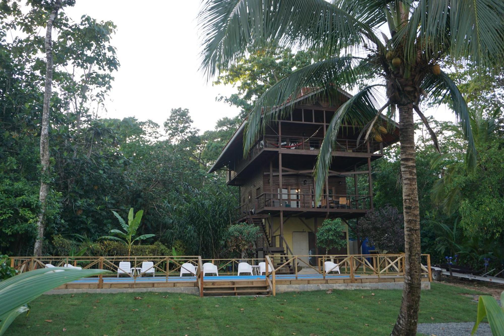 Oasis Bluff Beach Bocas del Toro Esterno foto